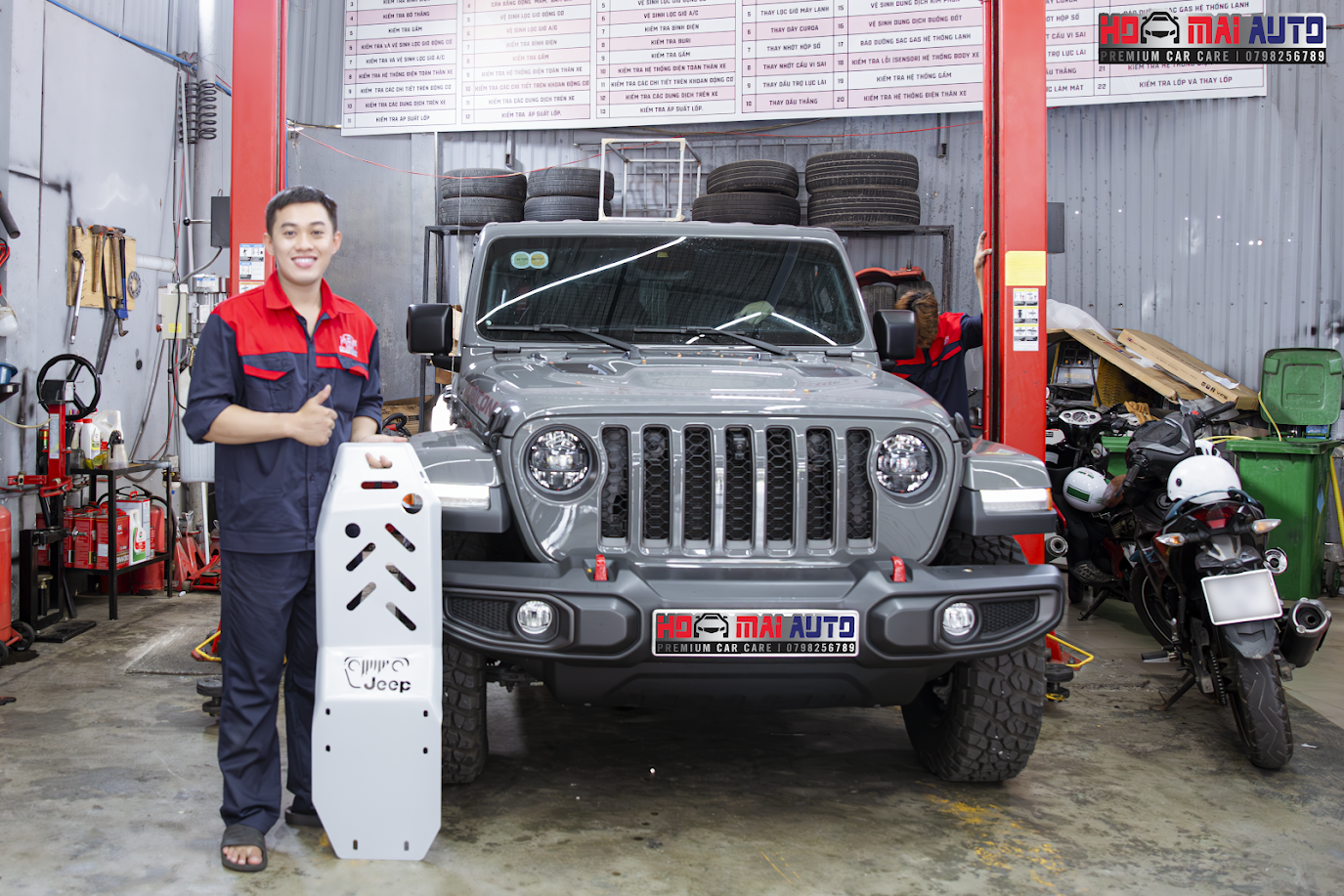 Jeep “Hóa Chiến Binh” Với Ống Thở Và Giáp Gầm Trước – Combo Bảo Vệ Chuẩn Dân Offroad
